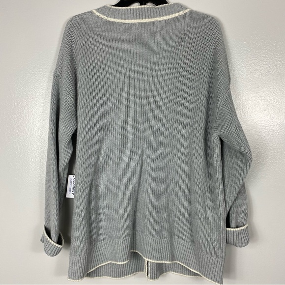 Old Navy relaxed cardi sweater - Picture 4 of 10